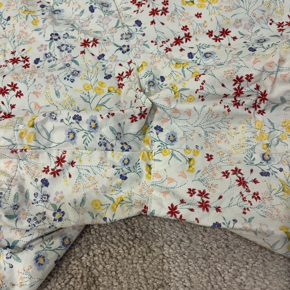 Old Navy Everyday Shorts - Floral Print - Picture 3 of 9